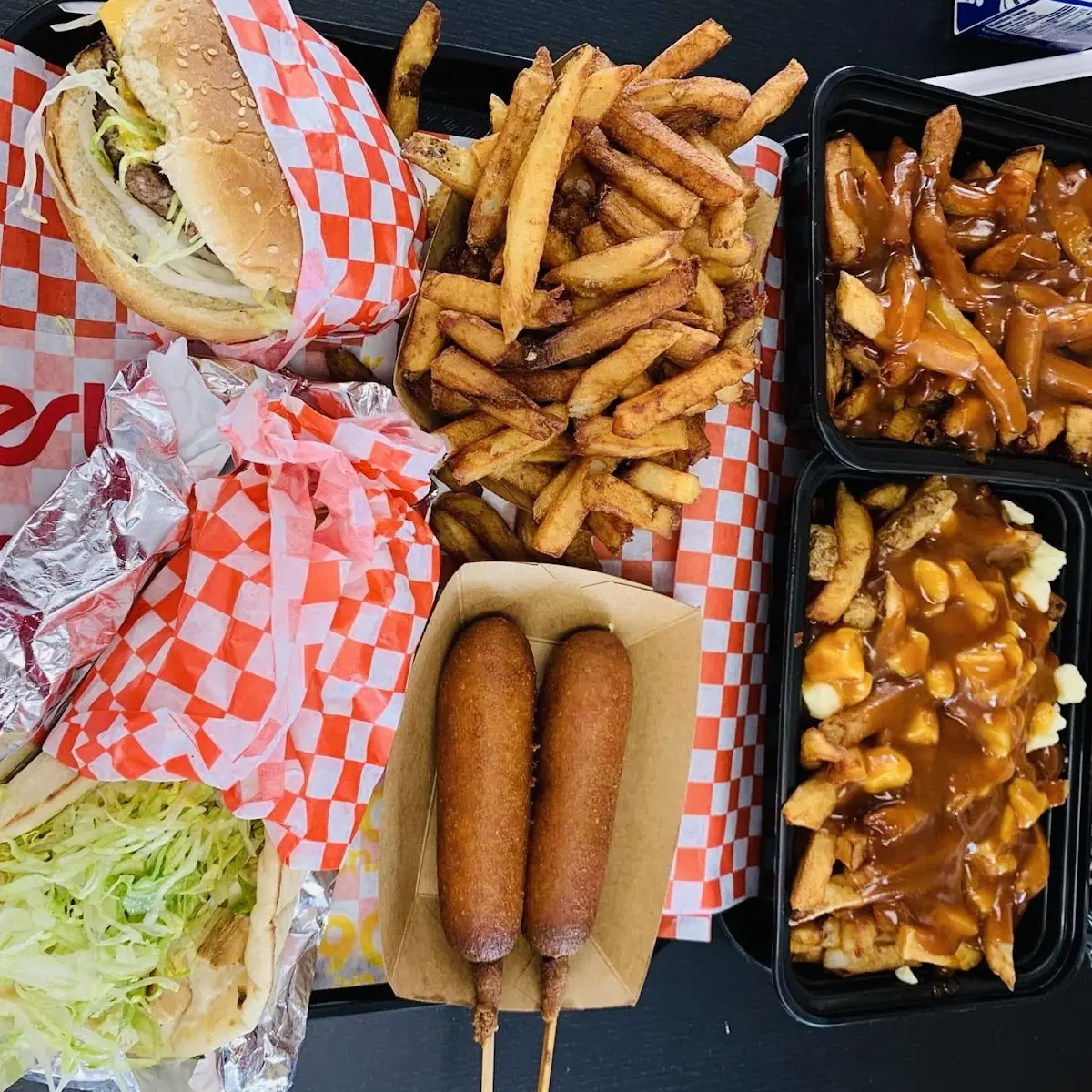 Highlights, Karra's Burgers & Fries Morrisburg