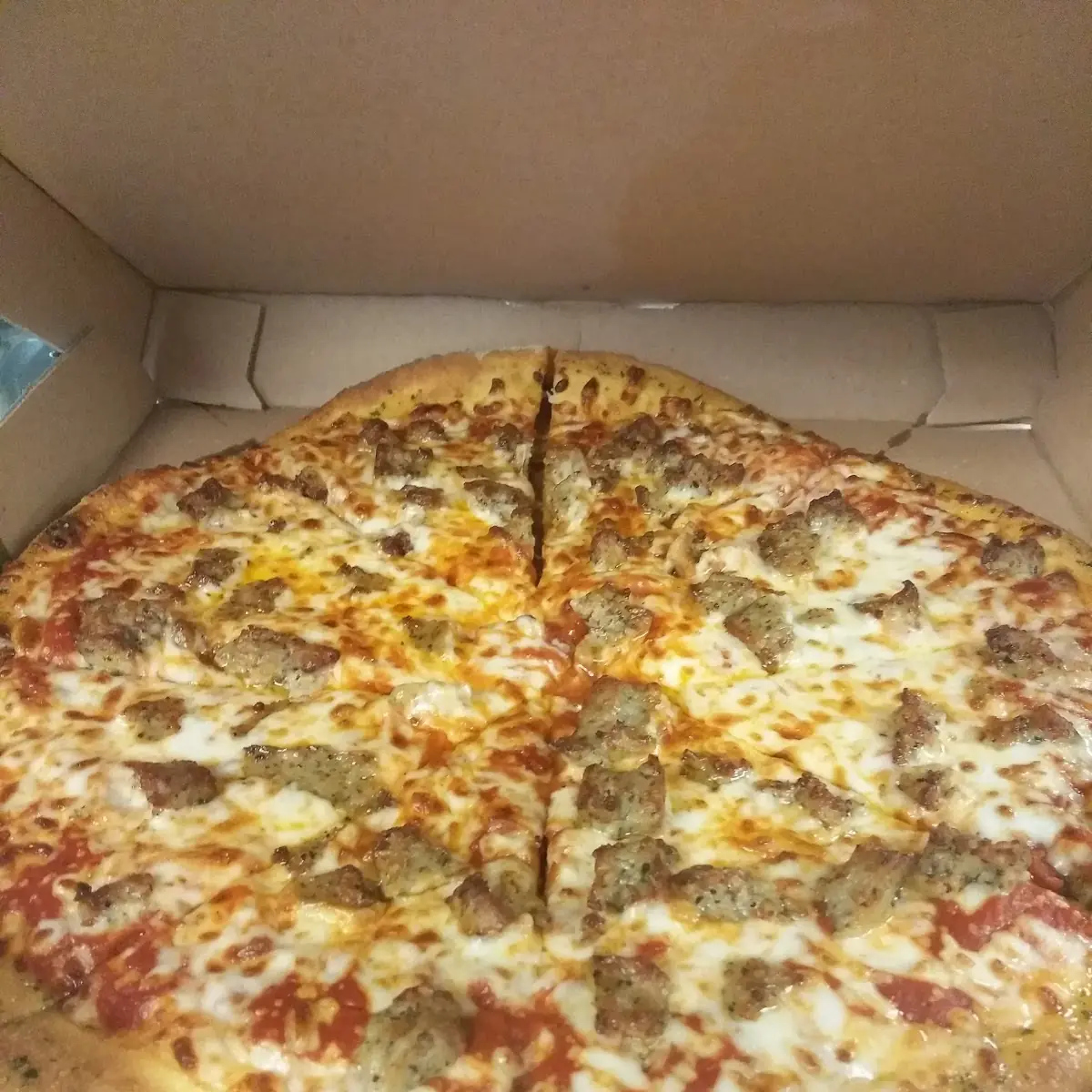 Sausage Cheddar Cheese Pizza