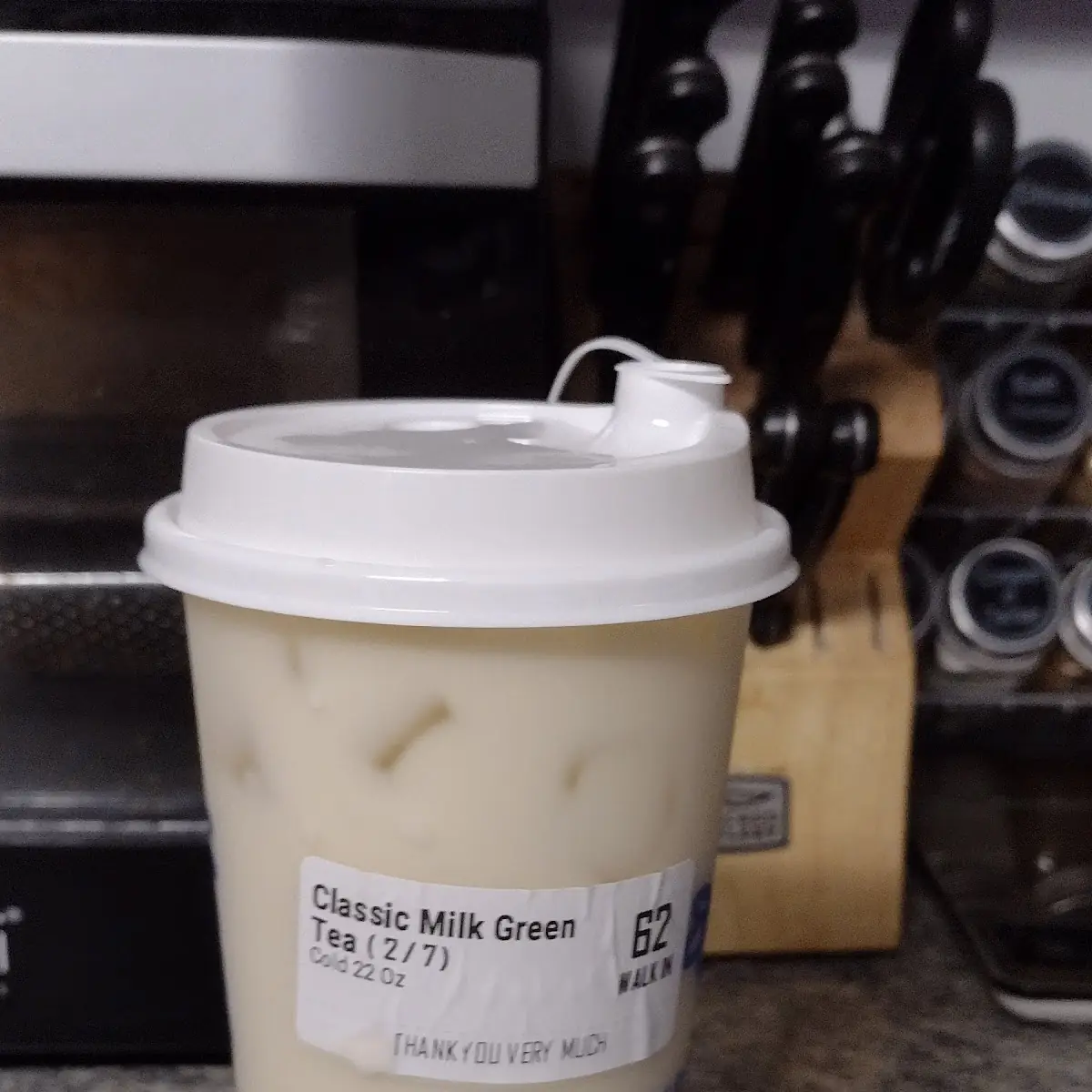 Oolong Tea with Milk Foam