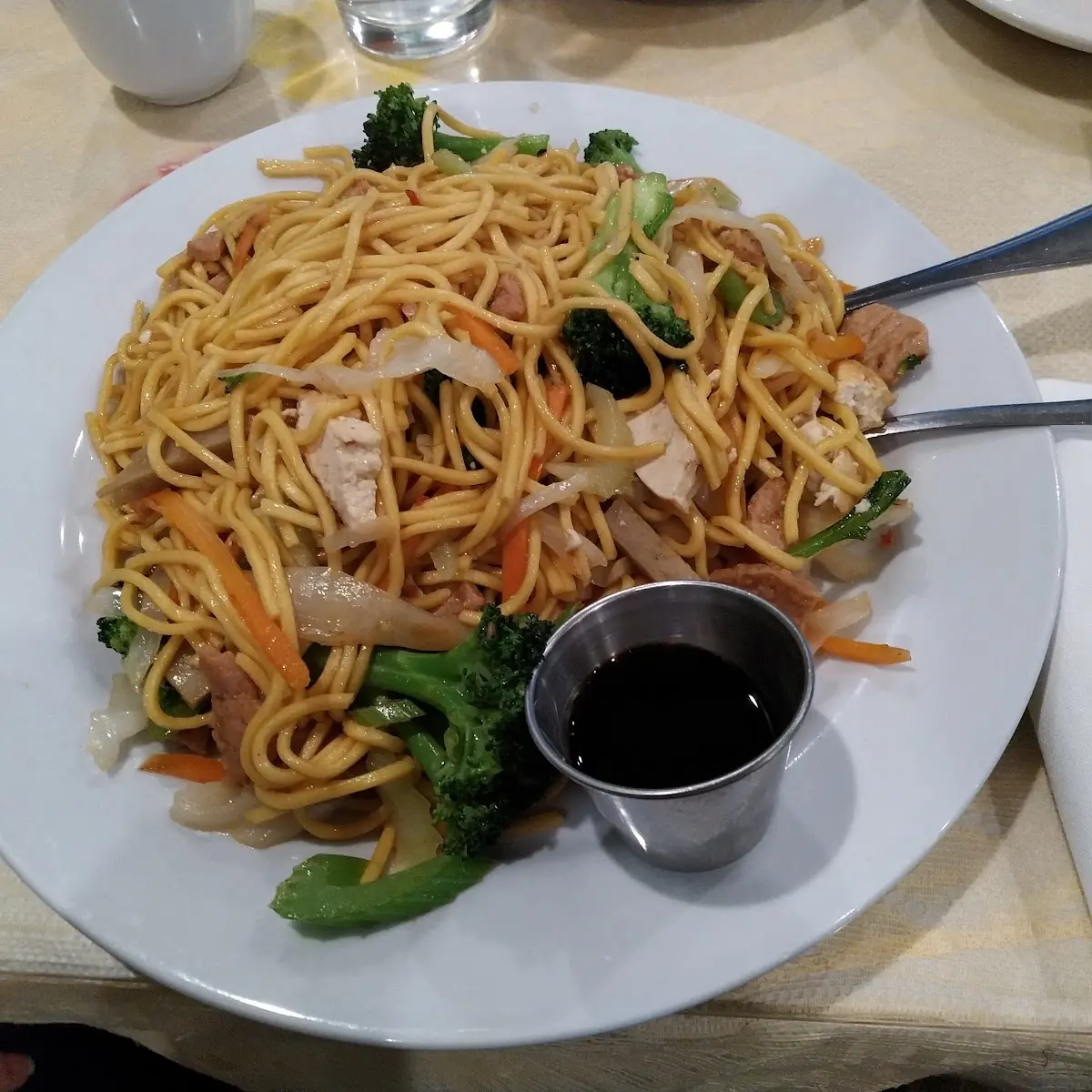 House Lo Mein