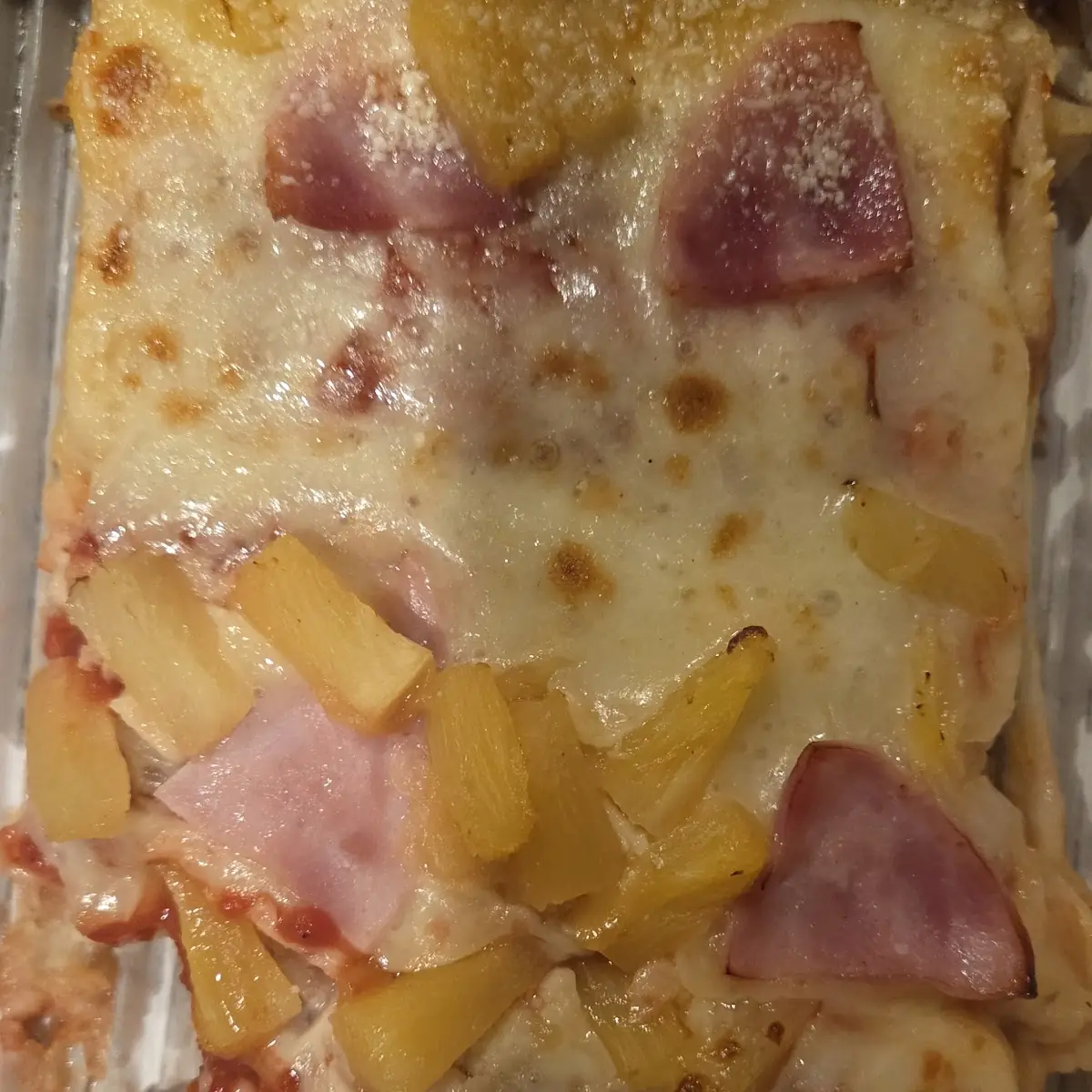 Hawaiian Pizza