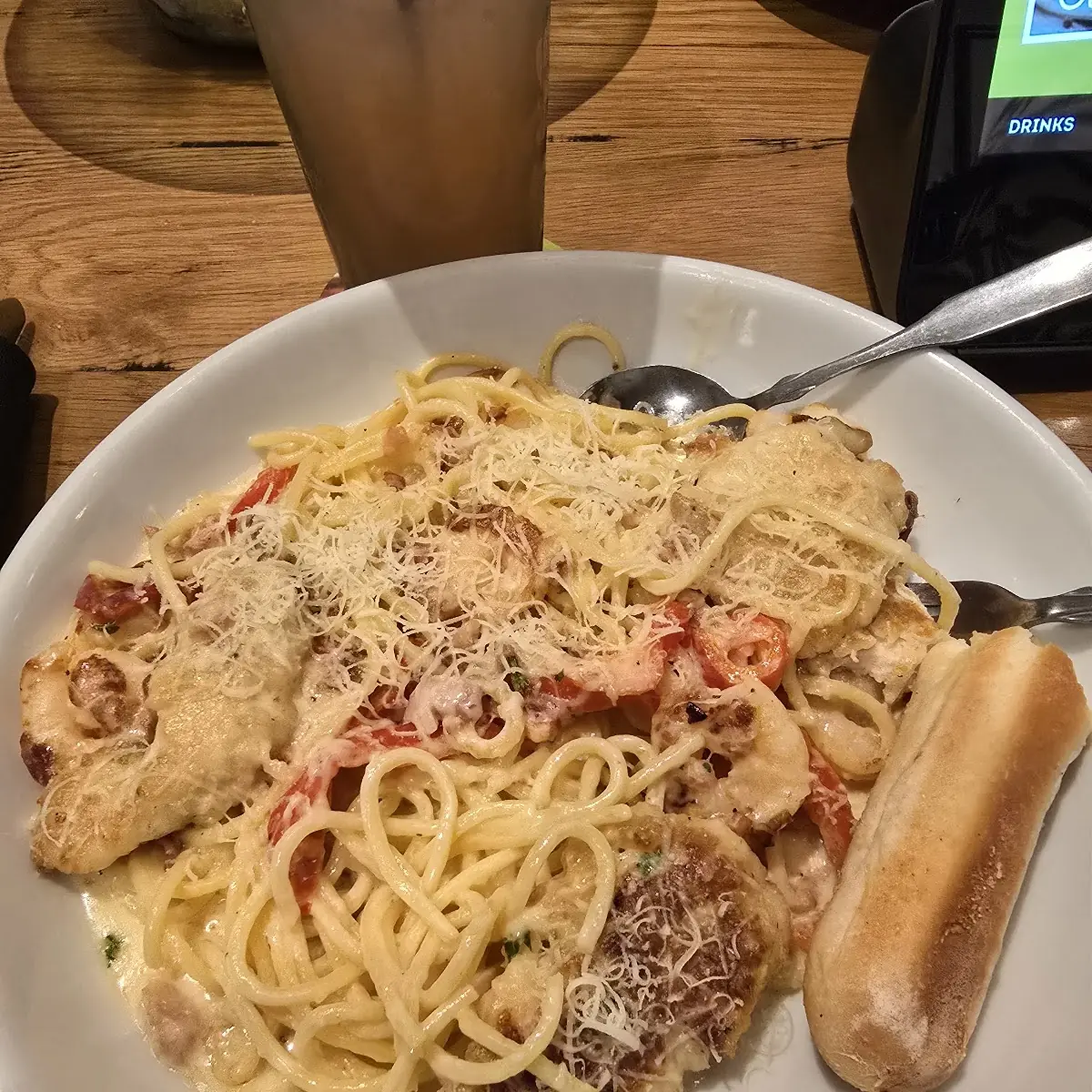 Chicken & Shrimp Carbonara