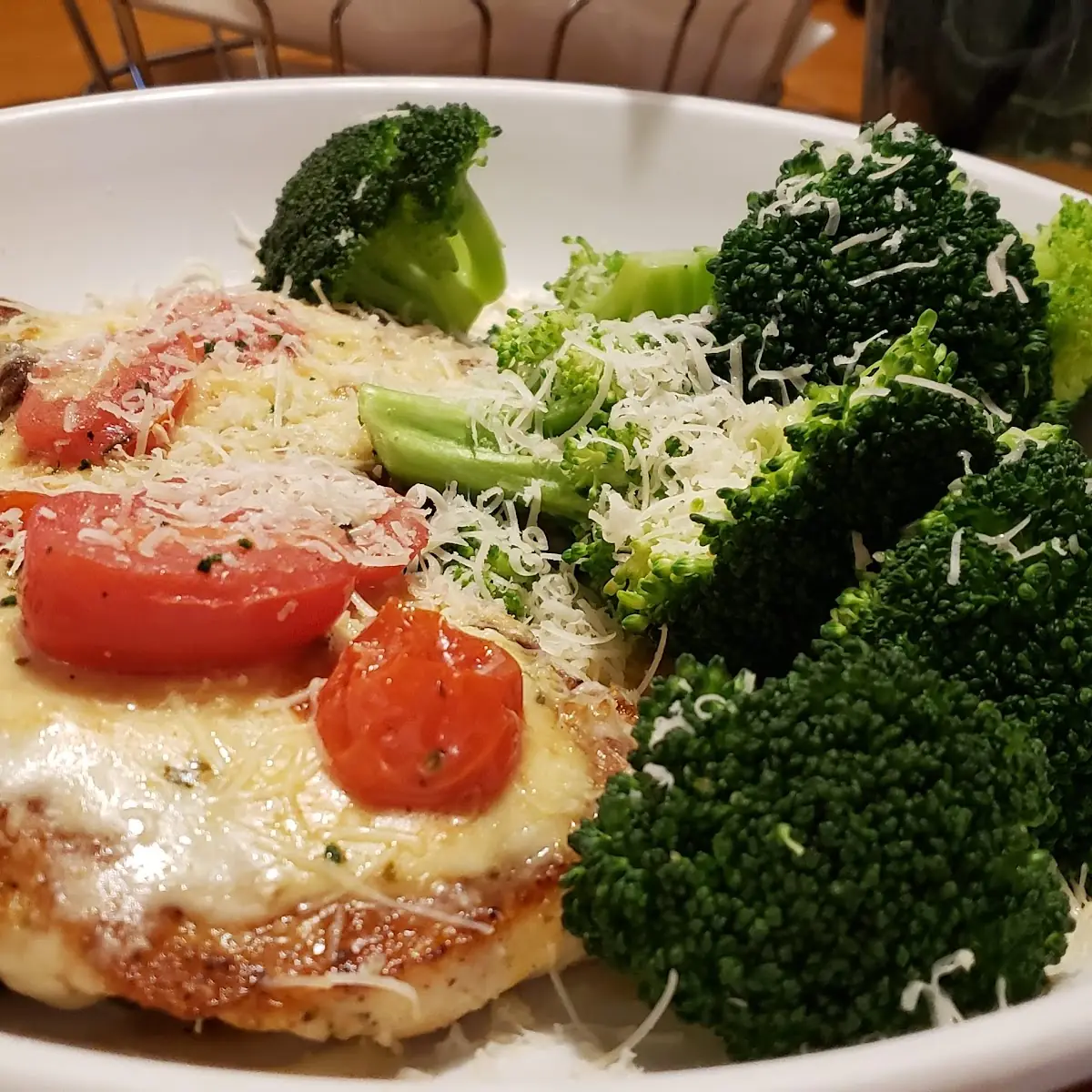 Grilled Chicken Margherita