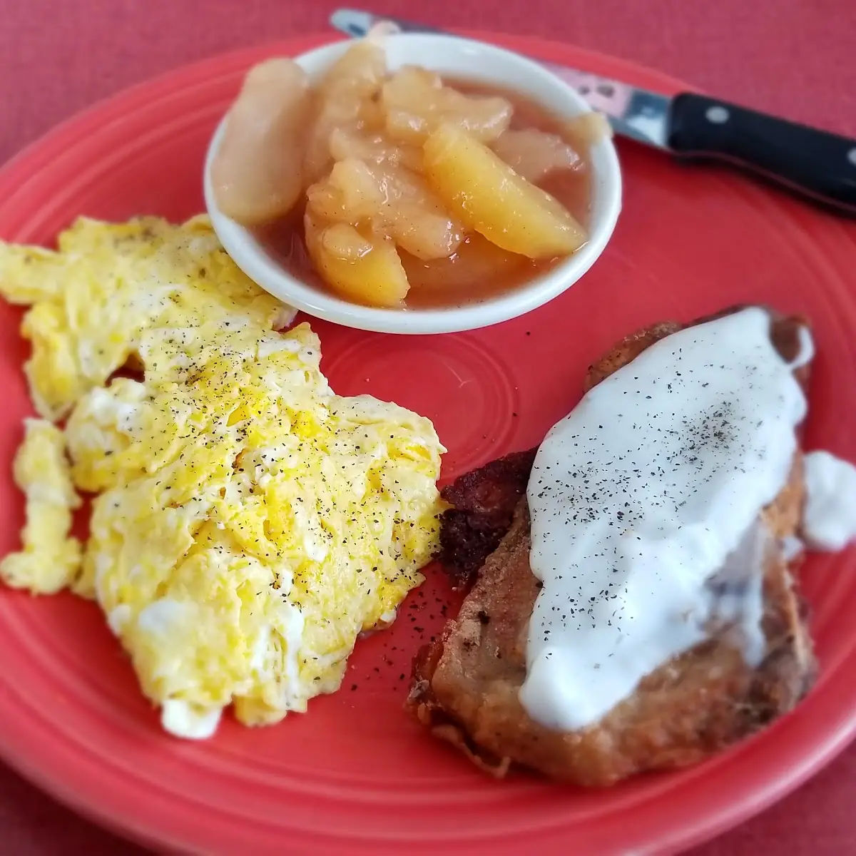 Gravy Scrambled Eggs
