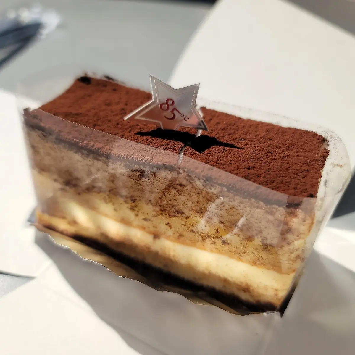 Tiramisu Cake