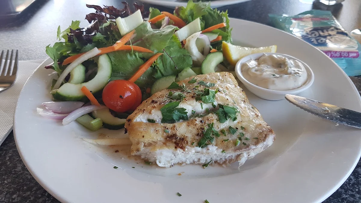 Baramandi, Cape Tavern