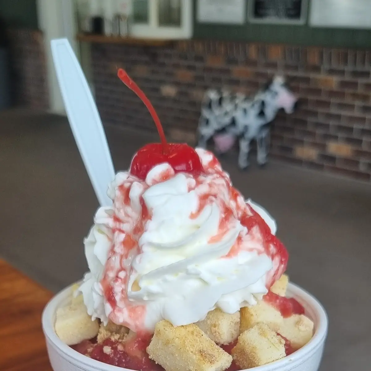 Strawberry Cheesecake Sundae