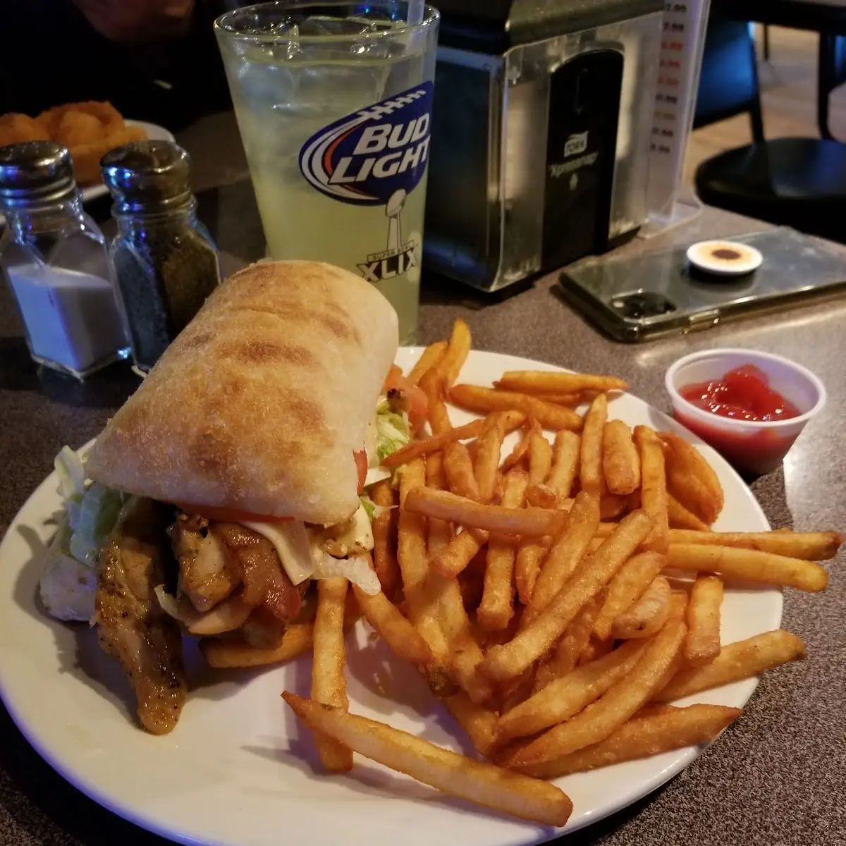 Grilled Cheese w Fries