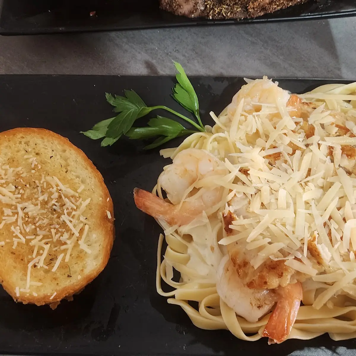 Fettuccine Alfredo
