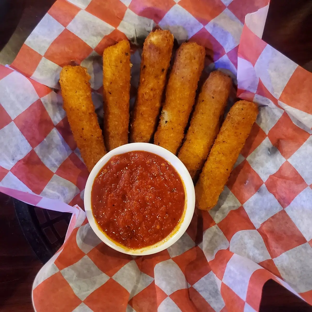 Mozzarella Sticks with Marinara Dipping Sauce