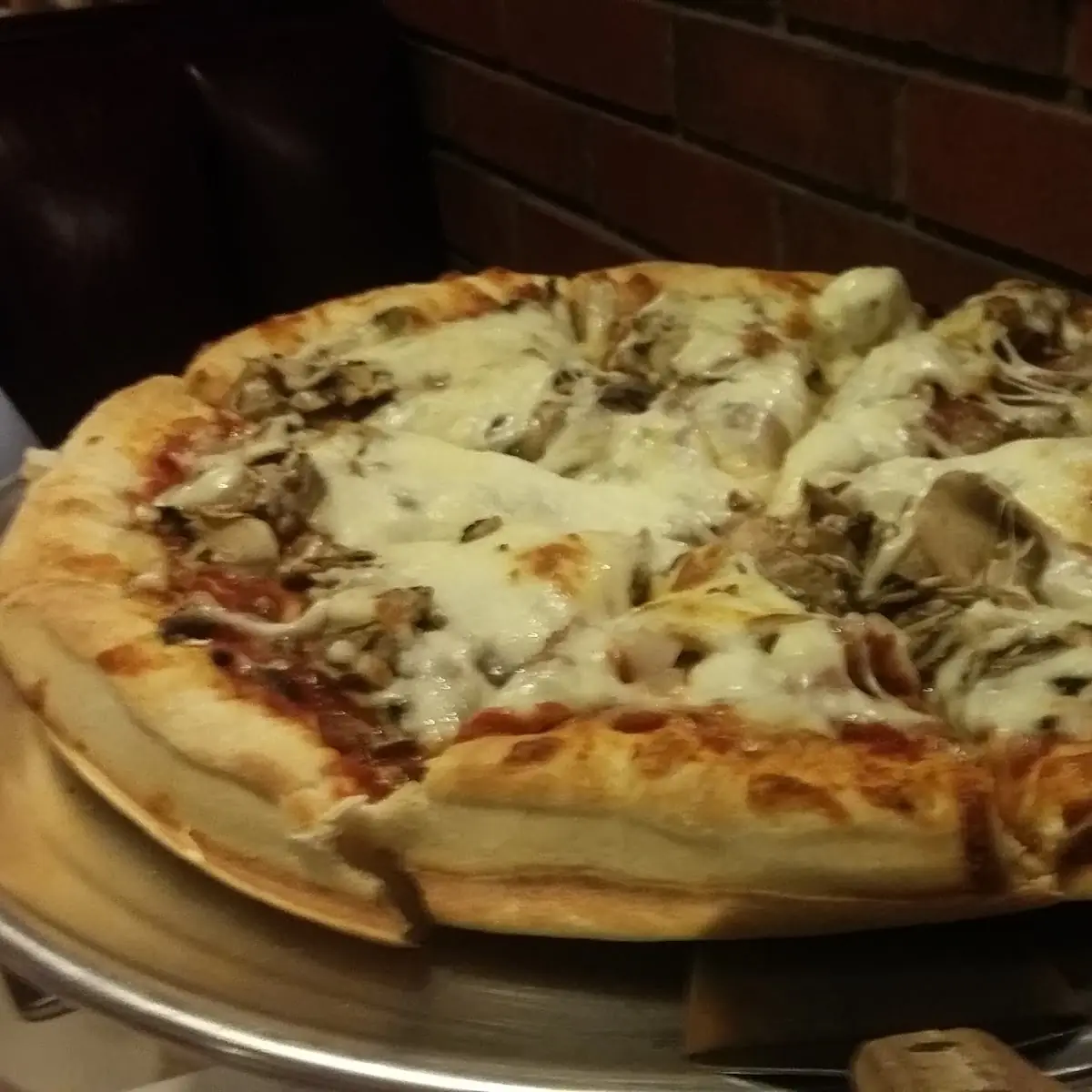 Medium Pizza Chicago