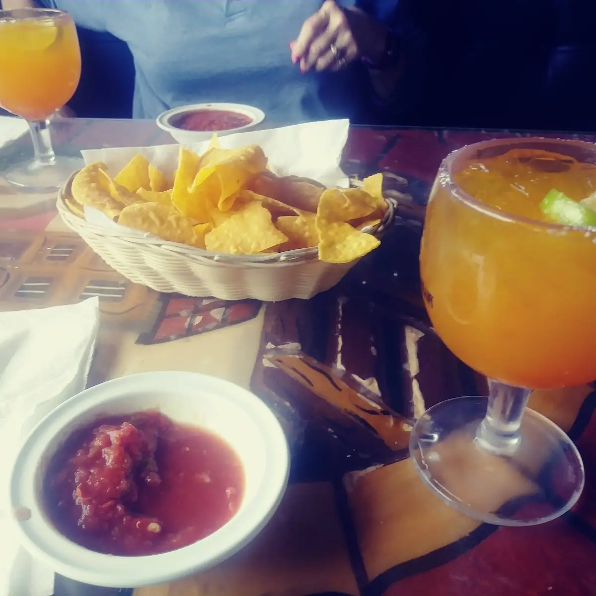 Mango Margarita & Chips Salsa