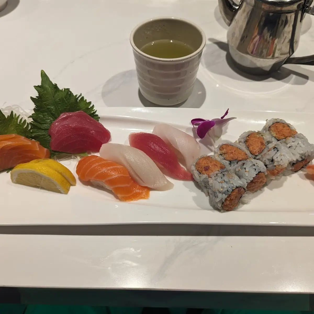 Sushi Sashimi Combo