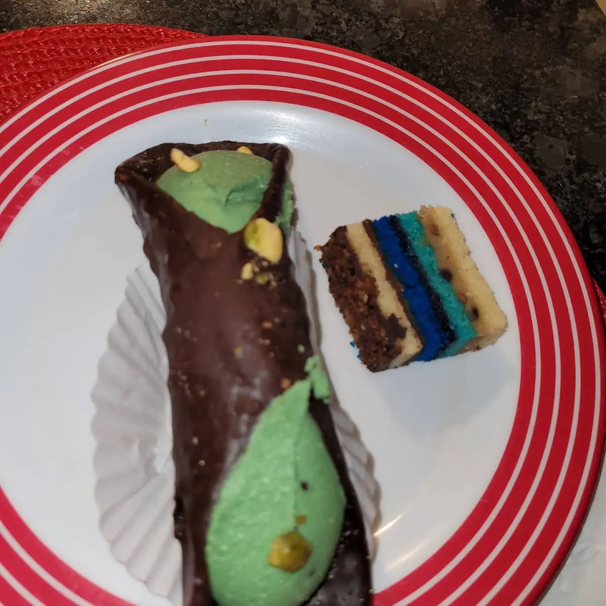 Pistachio Cannoli & Cookie Monster 7 Layer Cookies