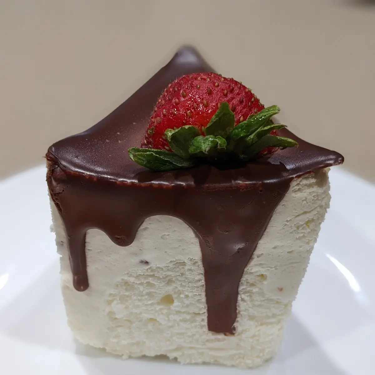 Chocolate Strawberry Chiffon Cake 'Sando'