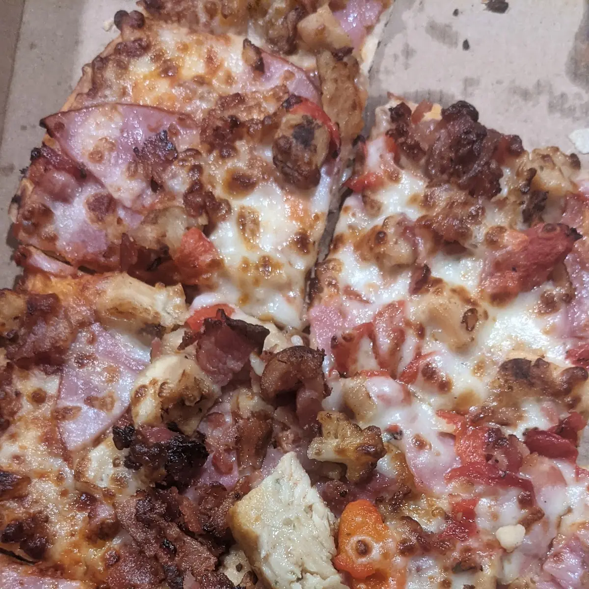 Hawaiian Pizza Unrequested Chicken Instead of Pineapple