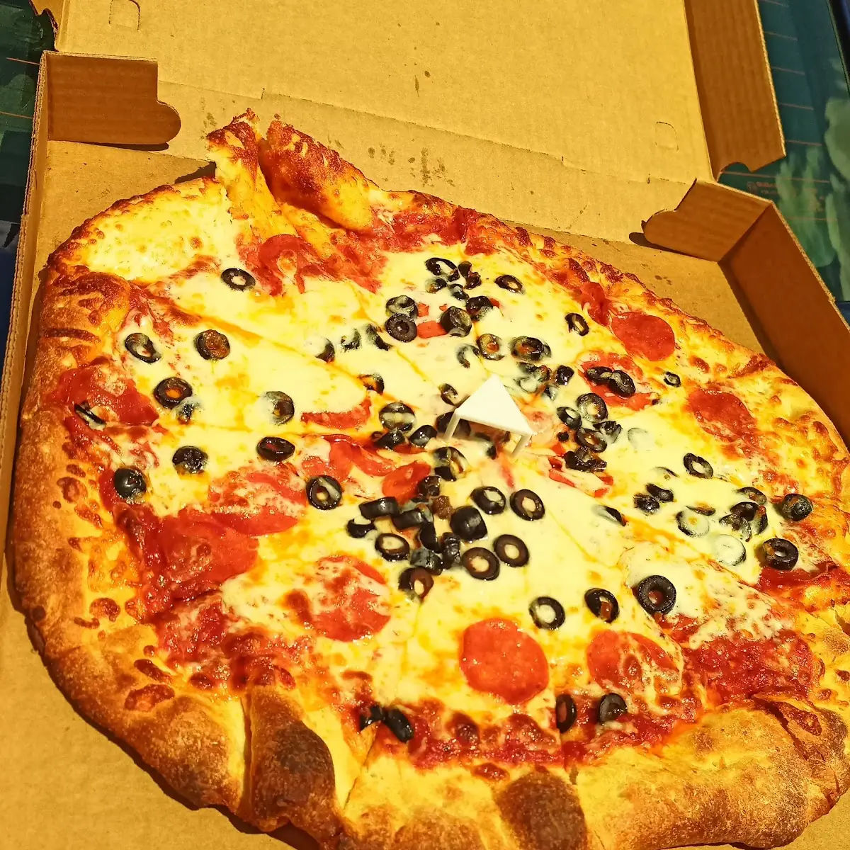 16 Pizza