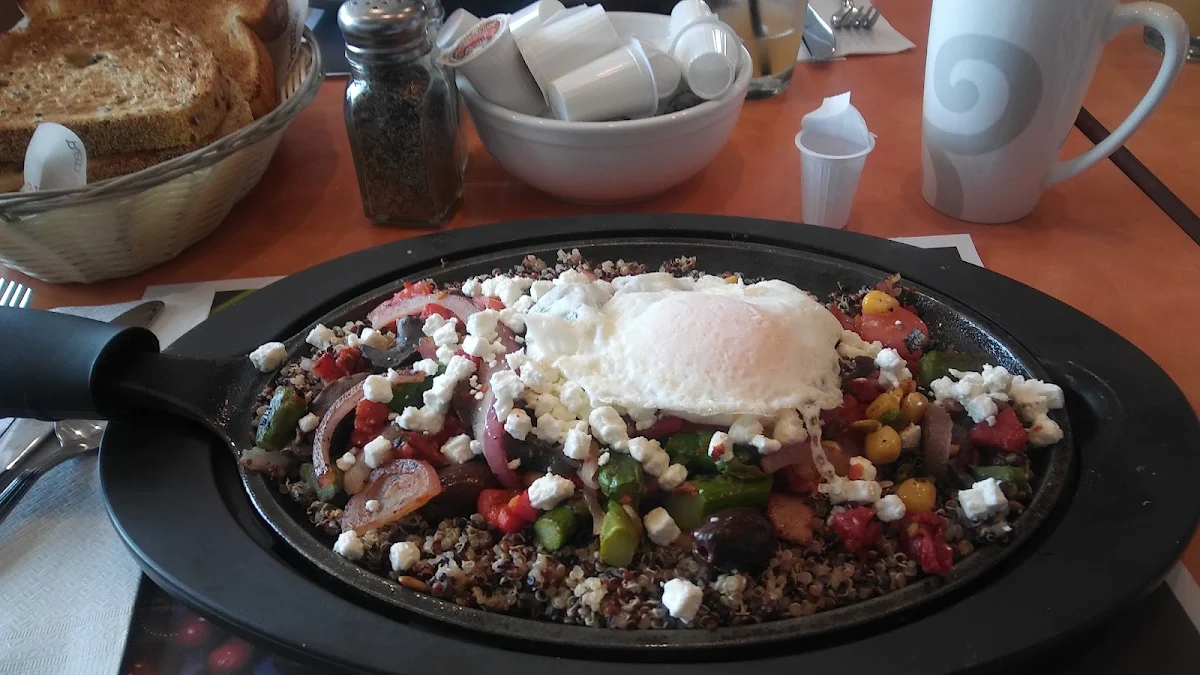 Poêlée de Quinoa Et Légumes