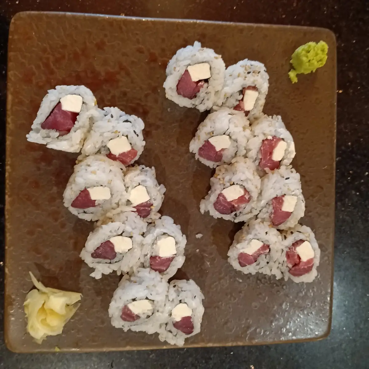 Tuna Sushi Roll Add Cream Cheese