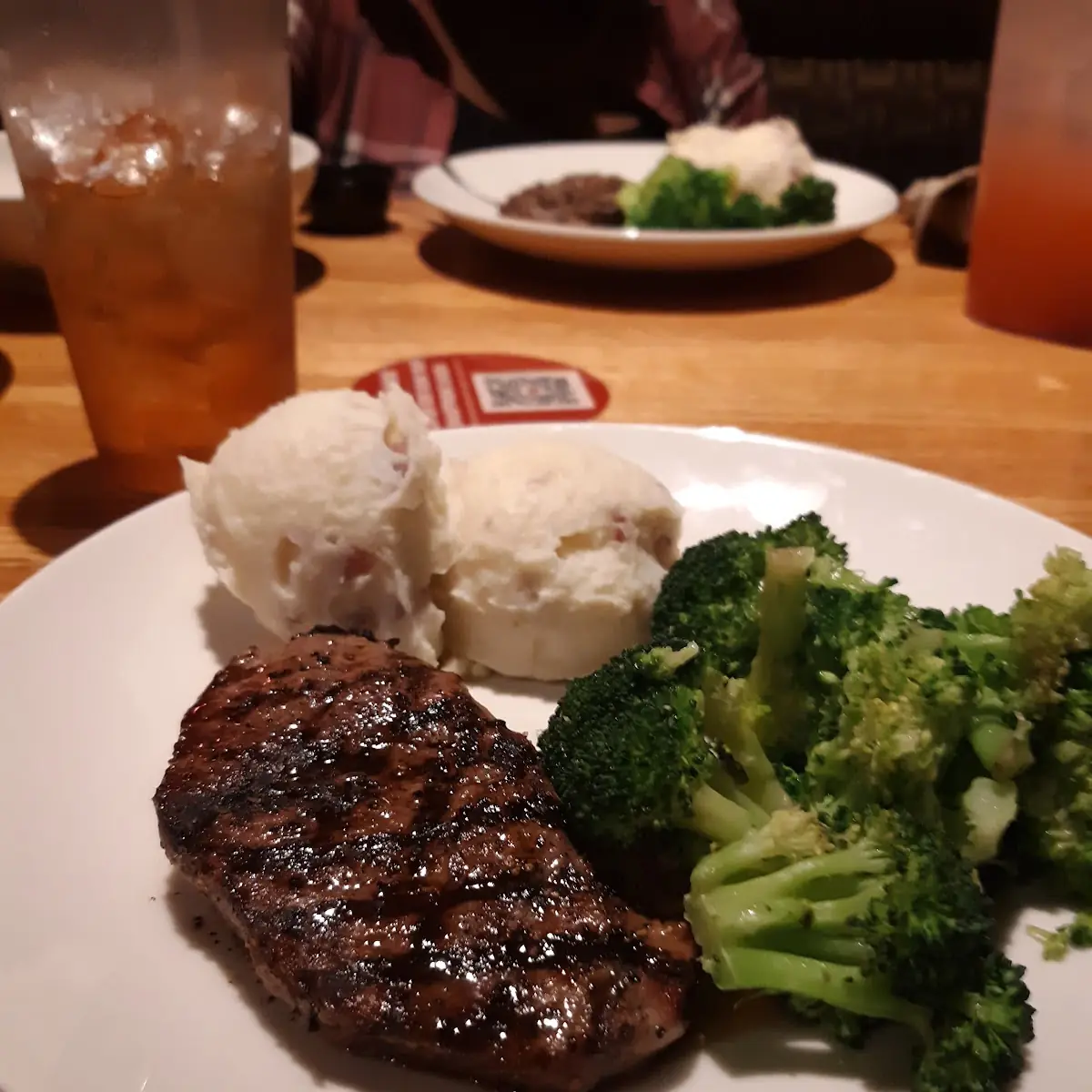 Steak Steamed Broccoli Garlic Mashed Potatoes