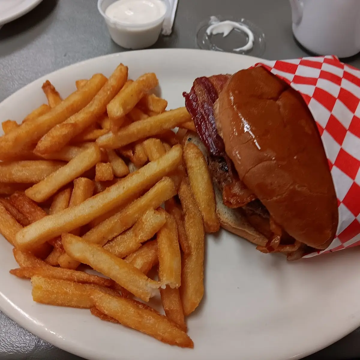 Western Bacon Cheeseburger & Fries