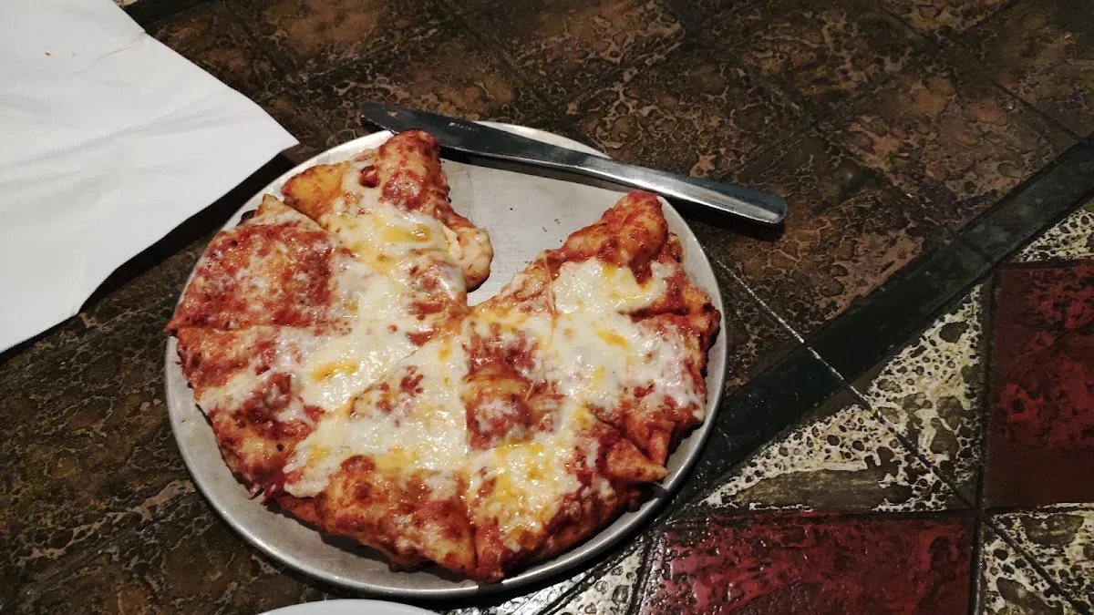 Highlights, Tom's House Of Pizza