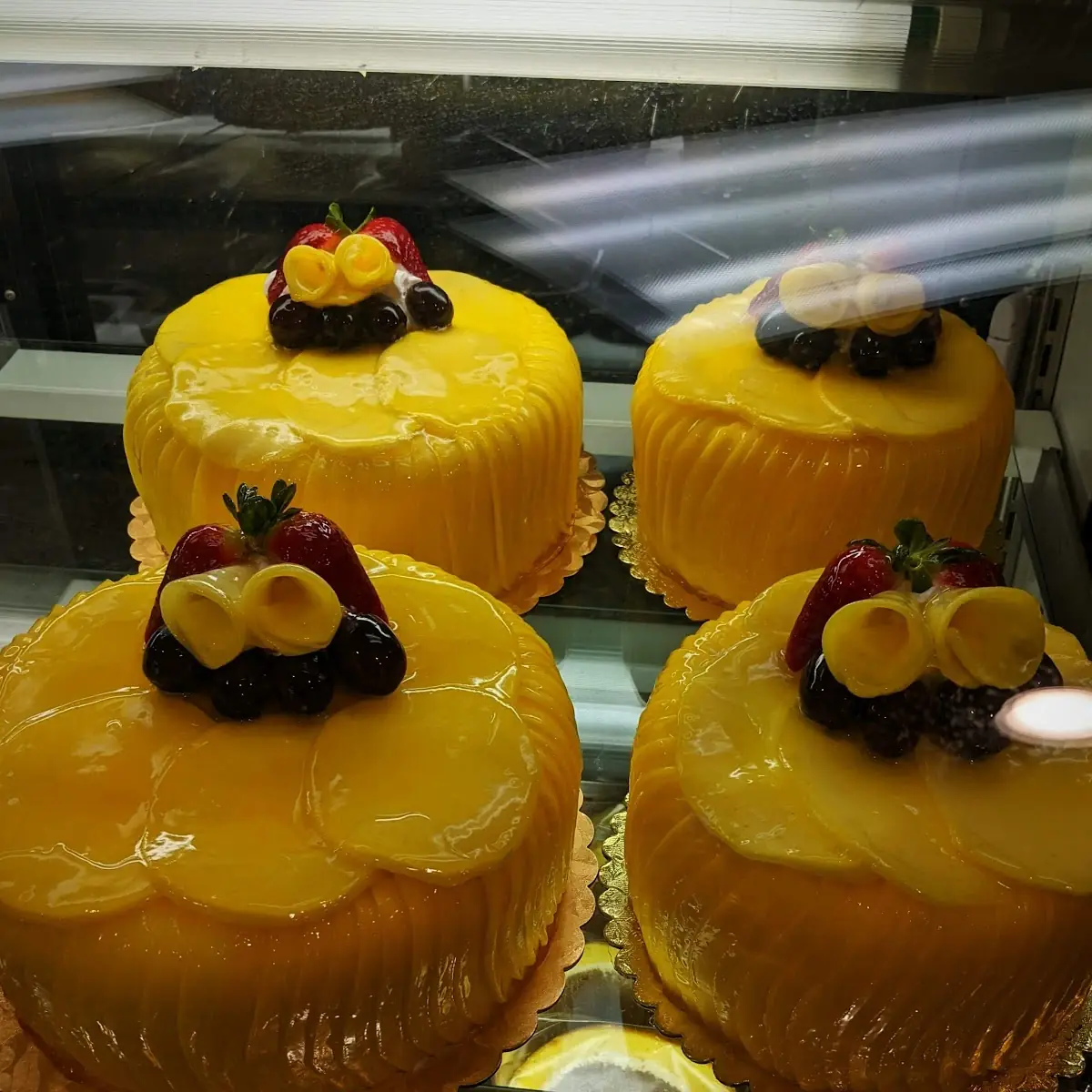 Looks Like Mango Cake