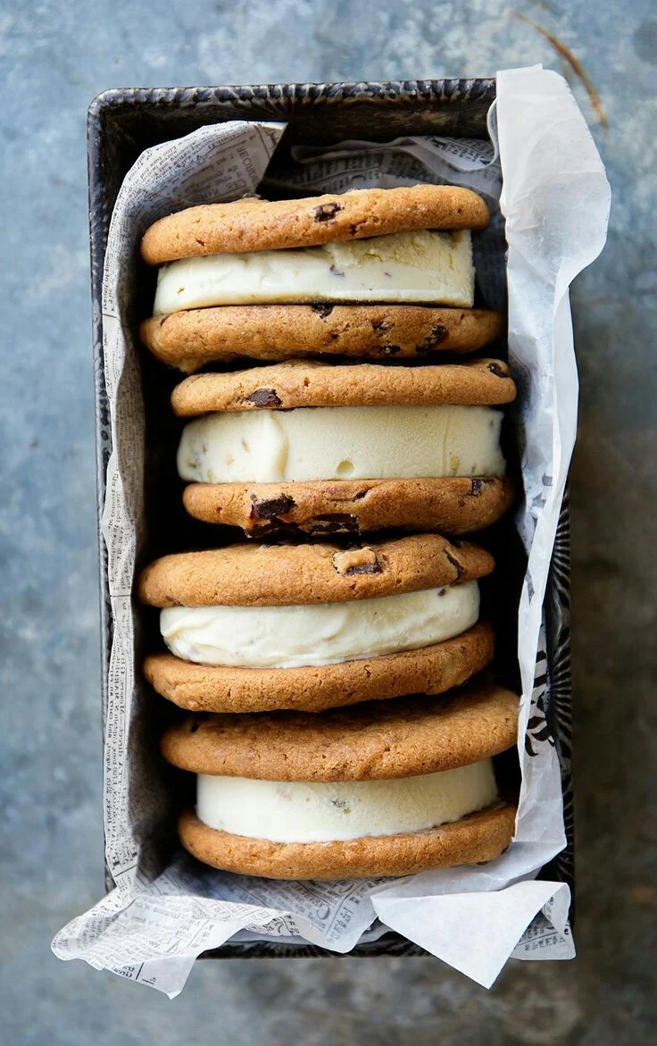 Chocolate Chip Cookie Custard Sandwich