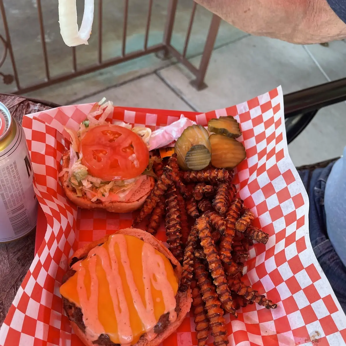 Chilly cheese burger & fries