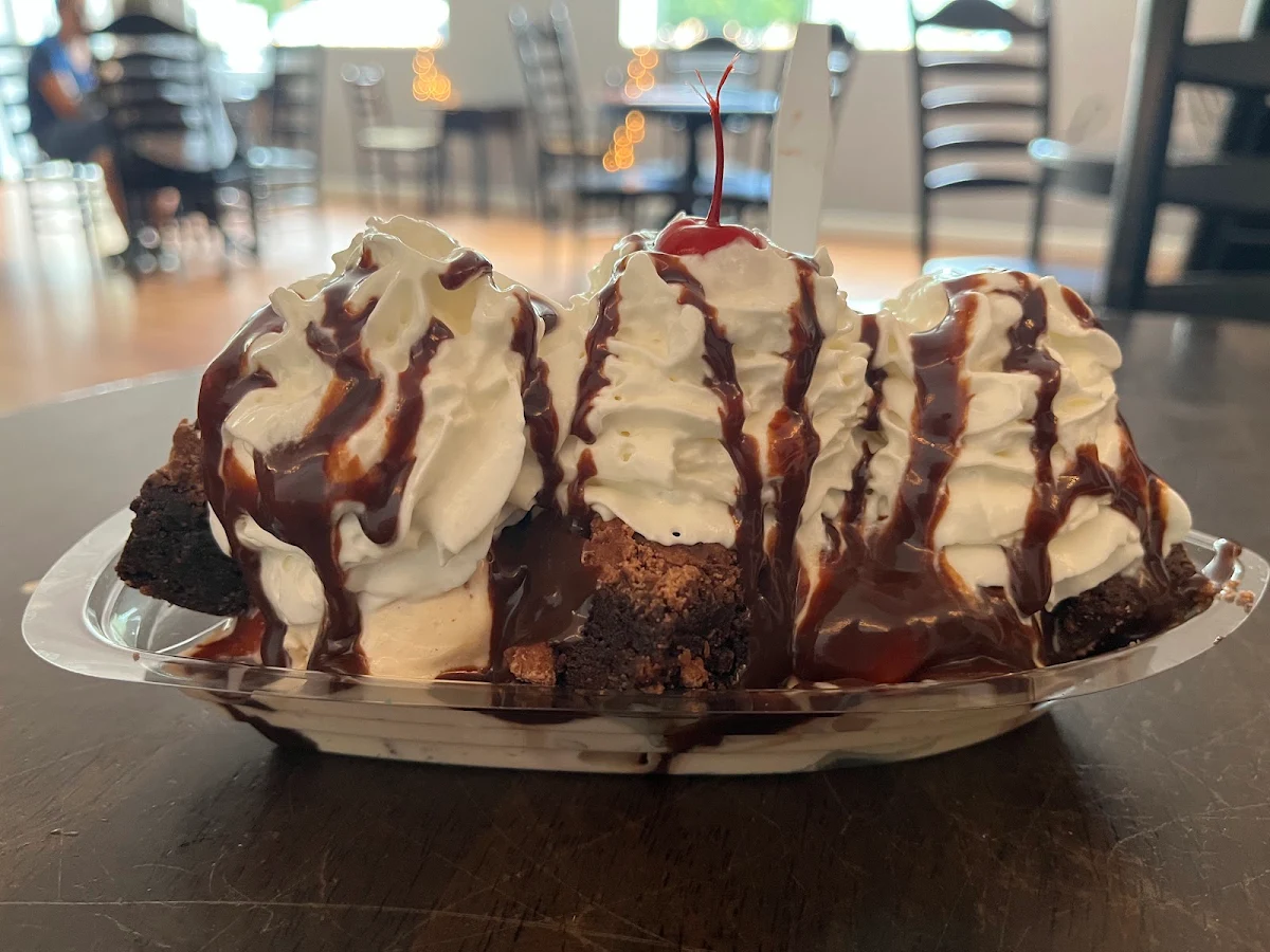 Brownie Sundae