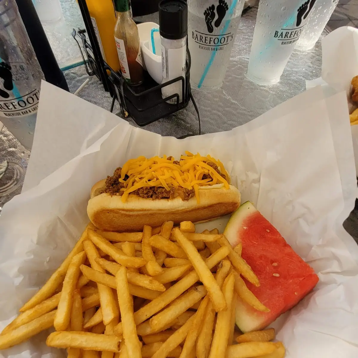 Hot Dog w Chili & Cheese