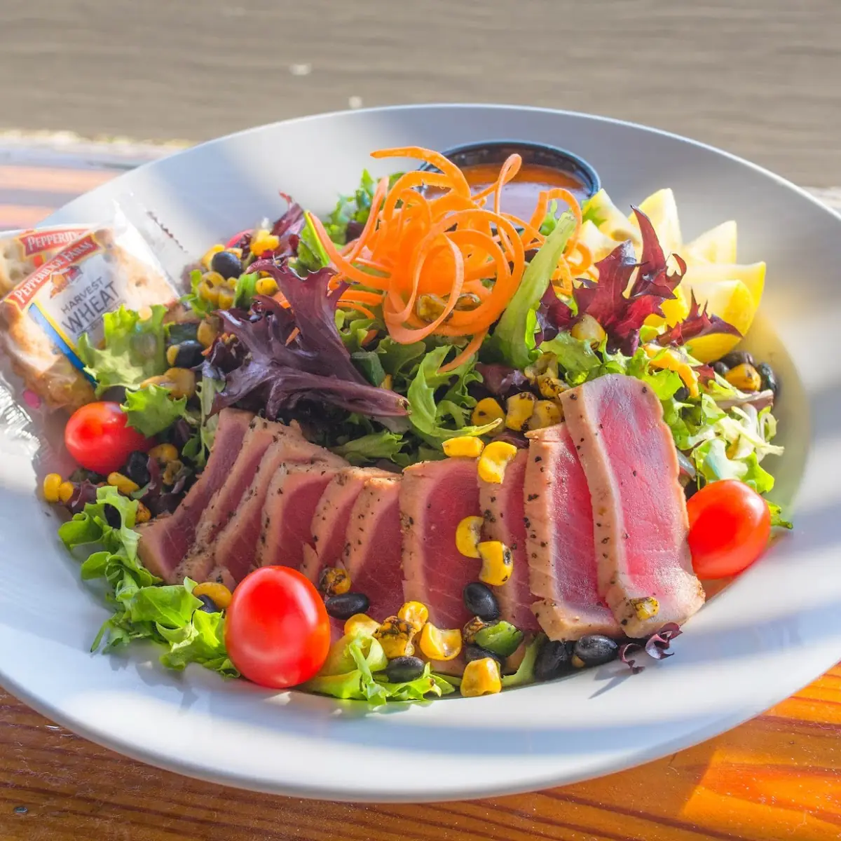 Sesame Crusted Tuna Salad GFA
