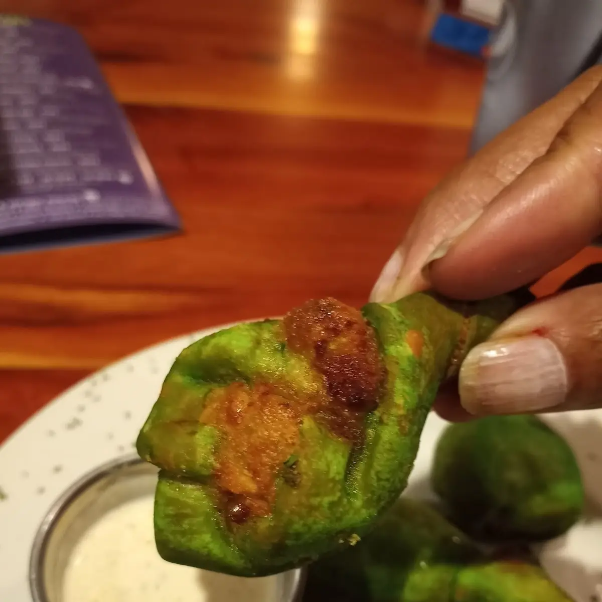 Guac Bites w Sweet Chili Sauce