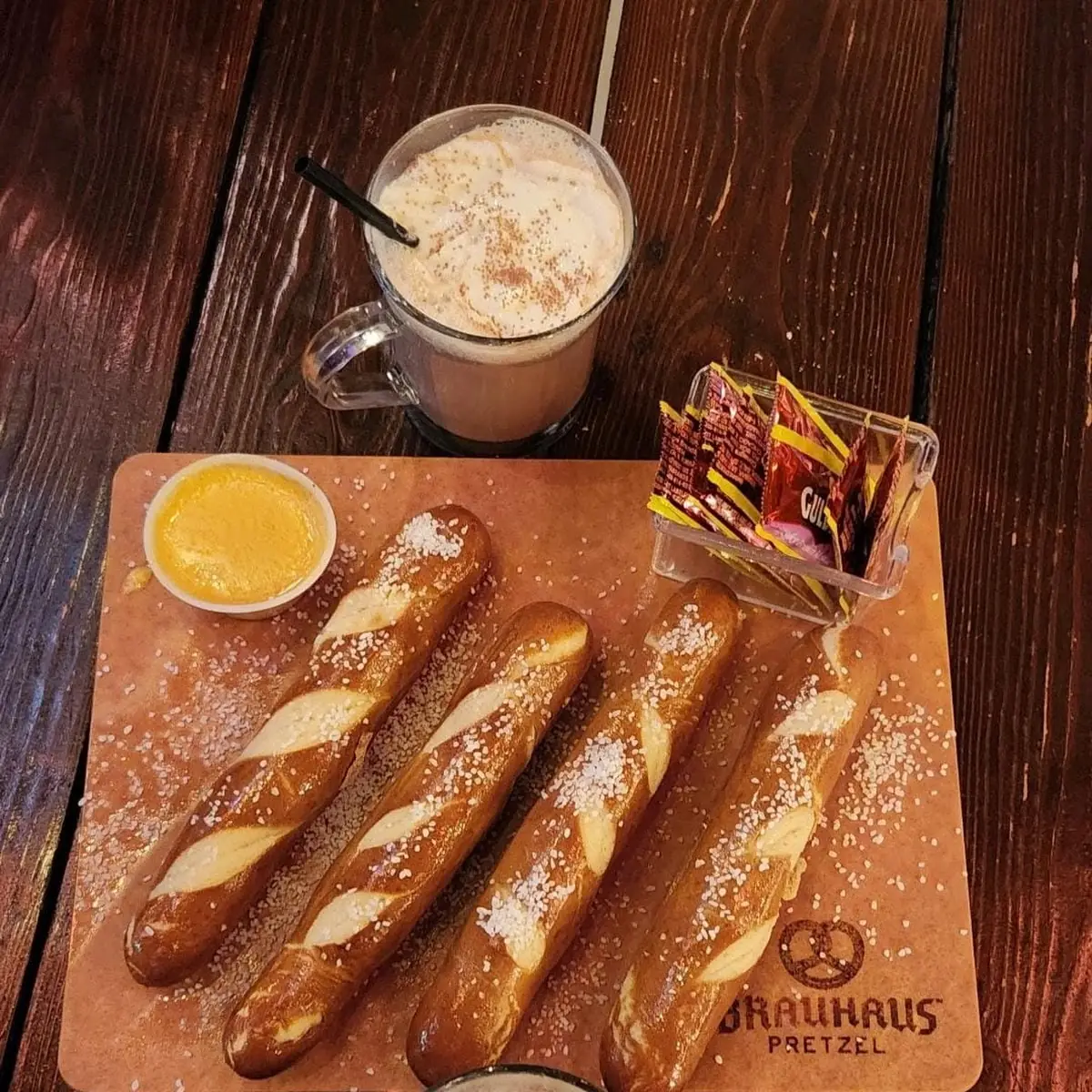 Baked Pretzel and Beer Cheese