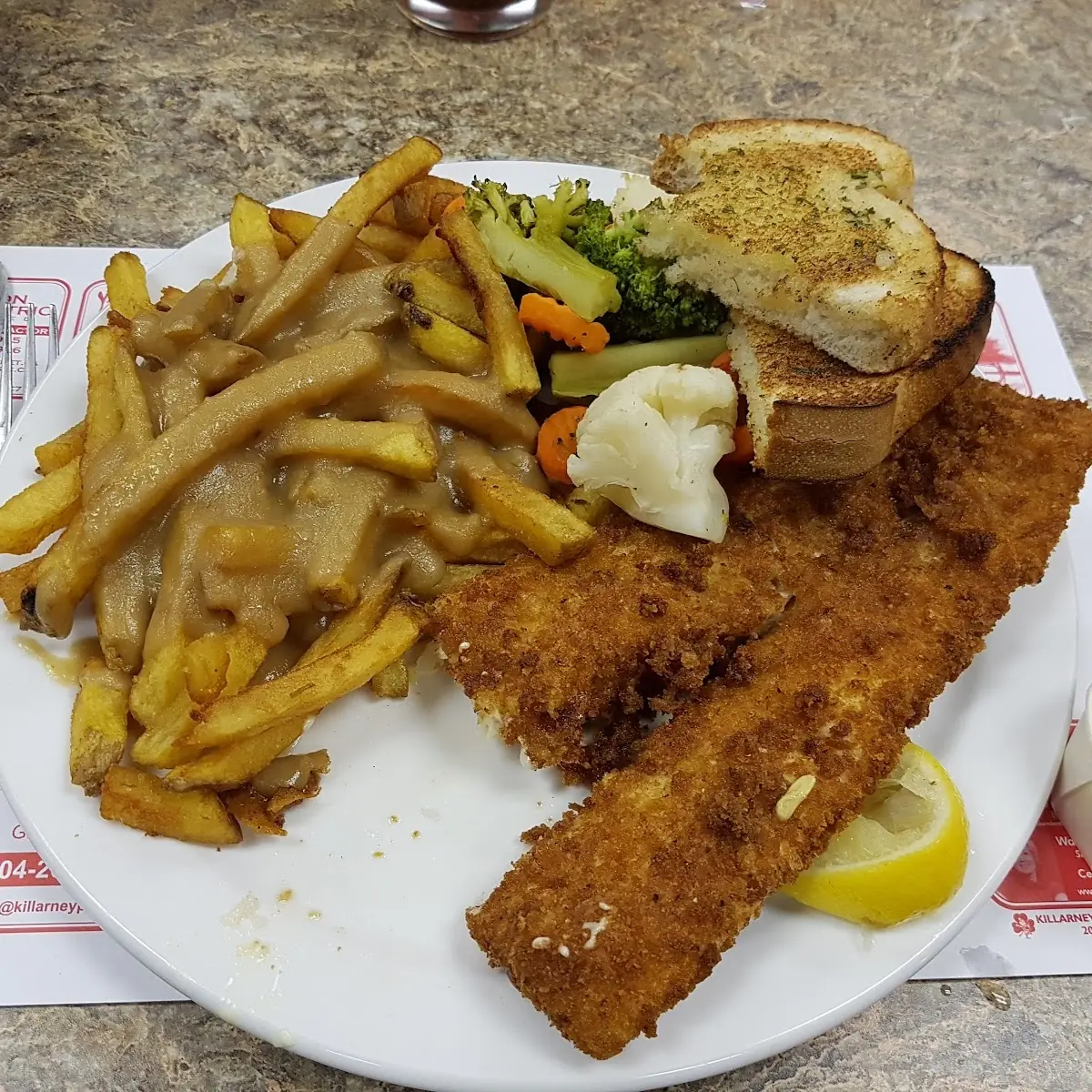Walleye Dinner, Harbourage