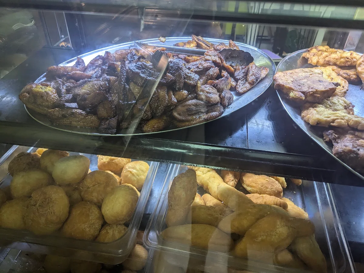 Highlights, Hot Pot Restaurant