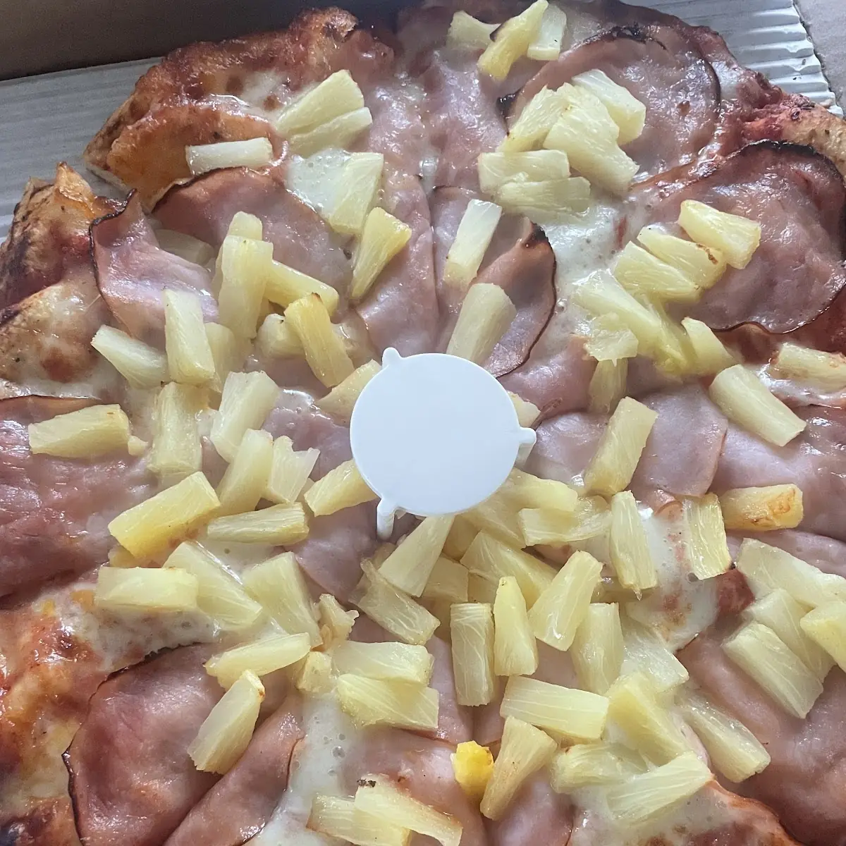 Hawaiian Pizza
