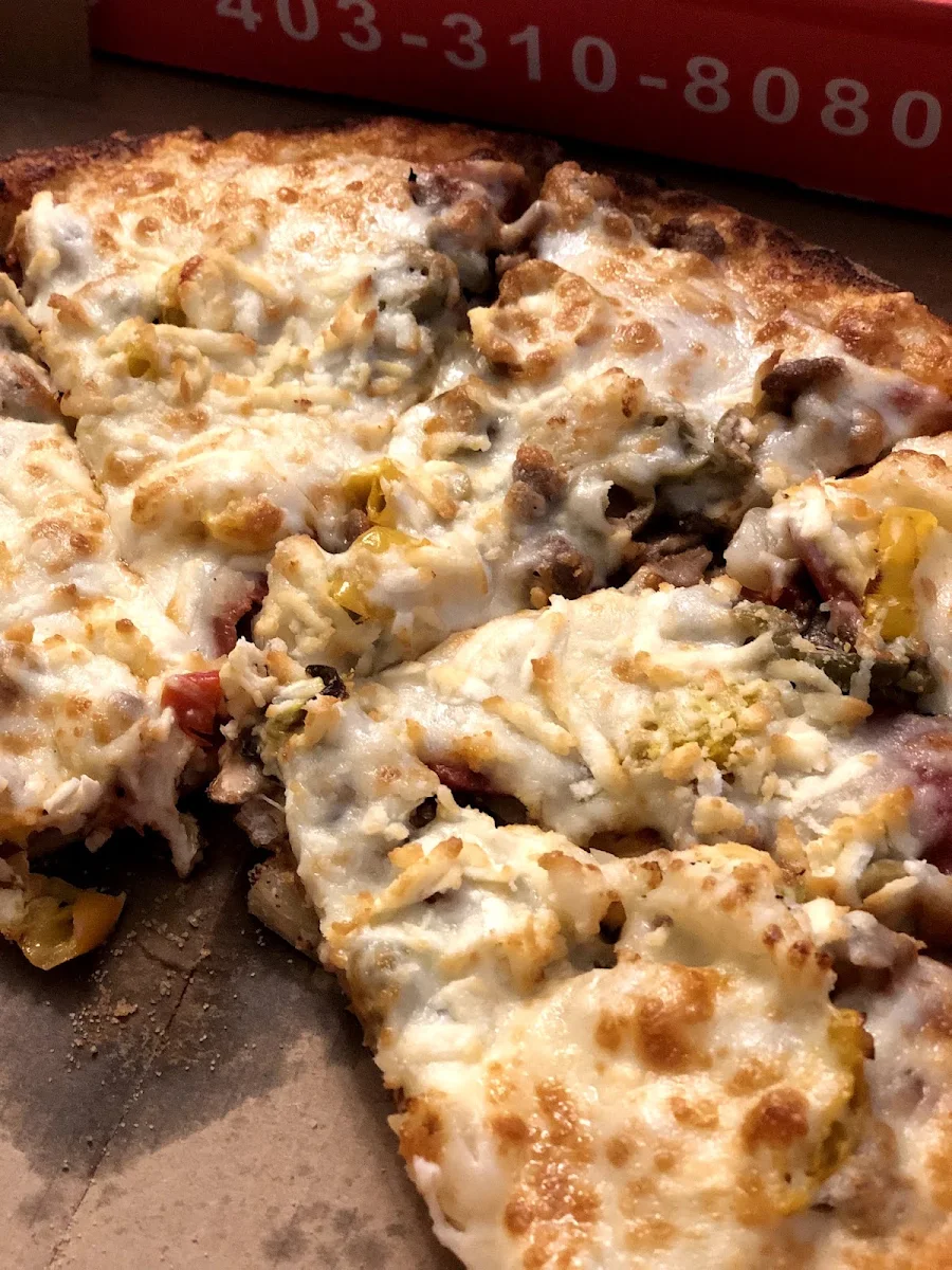 Donair Pizza, Canadian Pizza& Fritou
