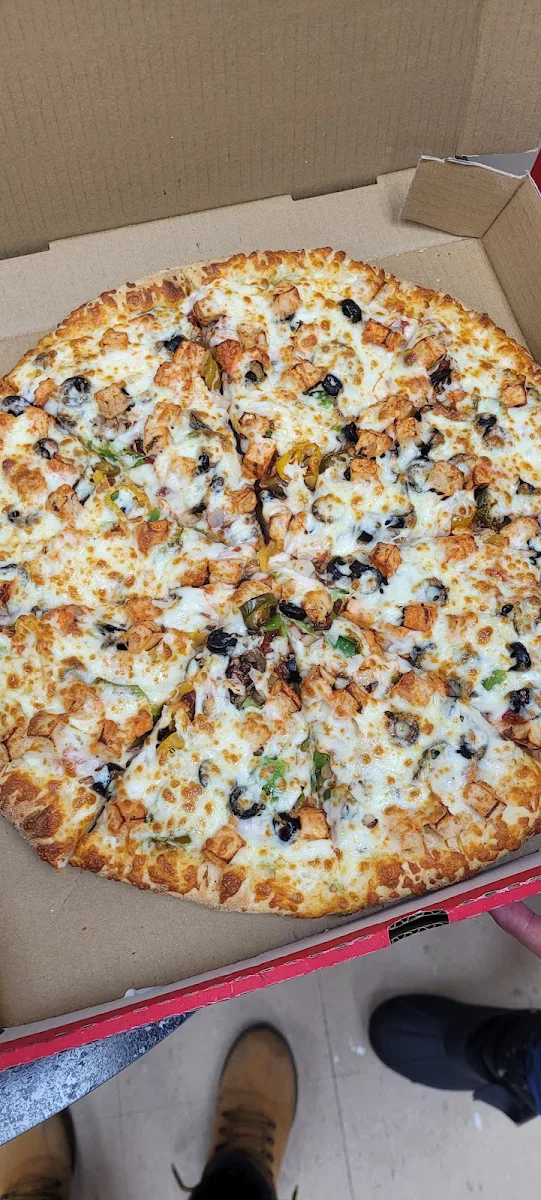Pepperoni Pizza, Canadian Pizza& Fritou