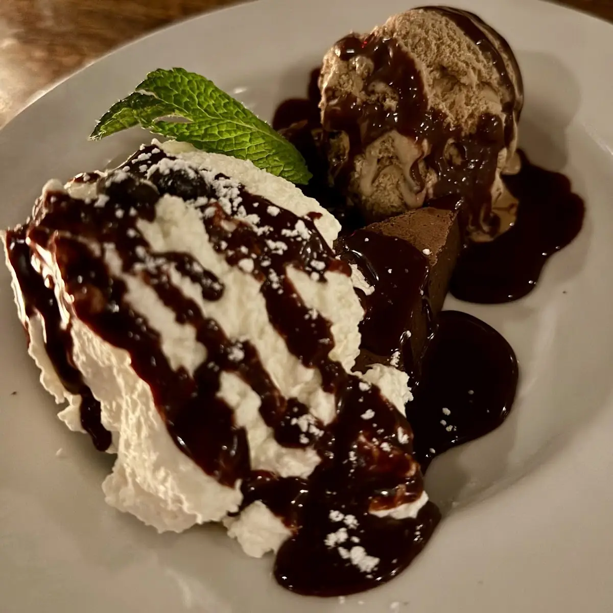 Dreamy Brownie Sundae