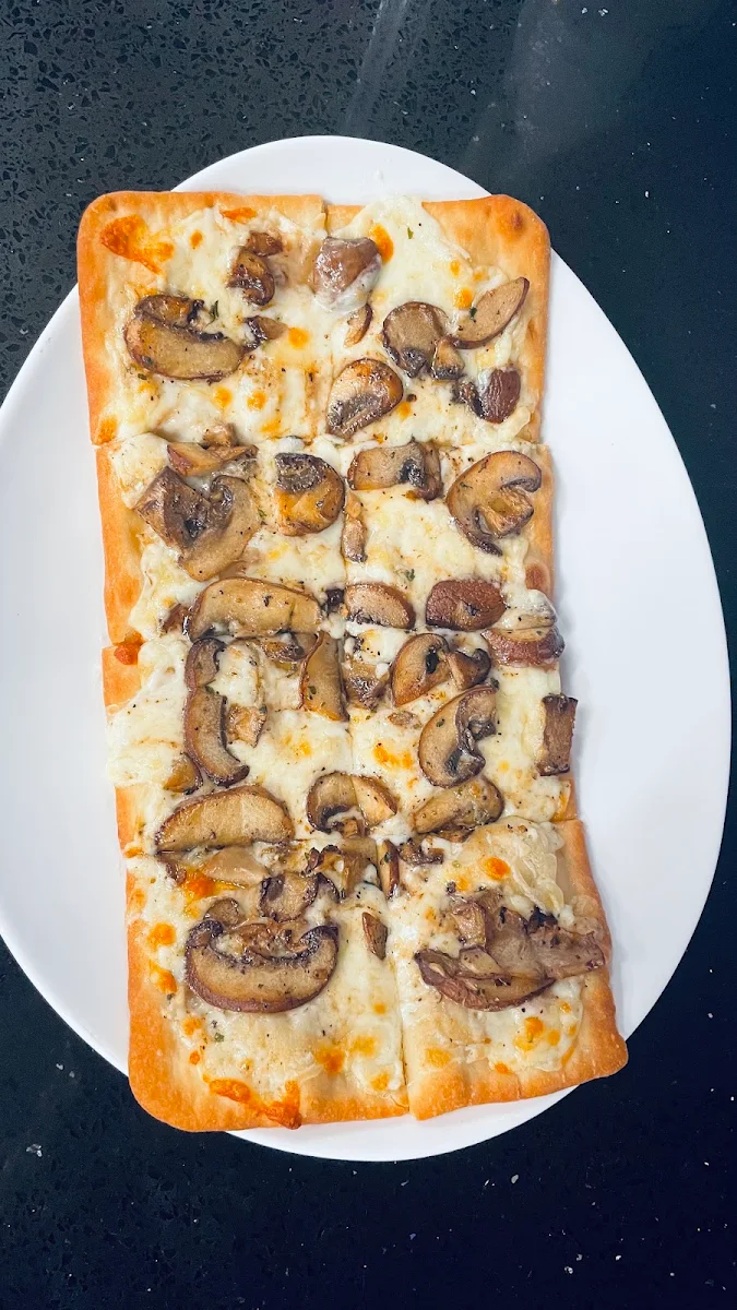 Extra Cheese on Flatbread, VMV's Bar & Grill