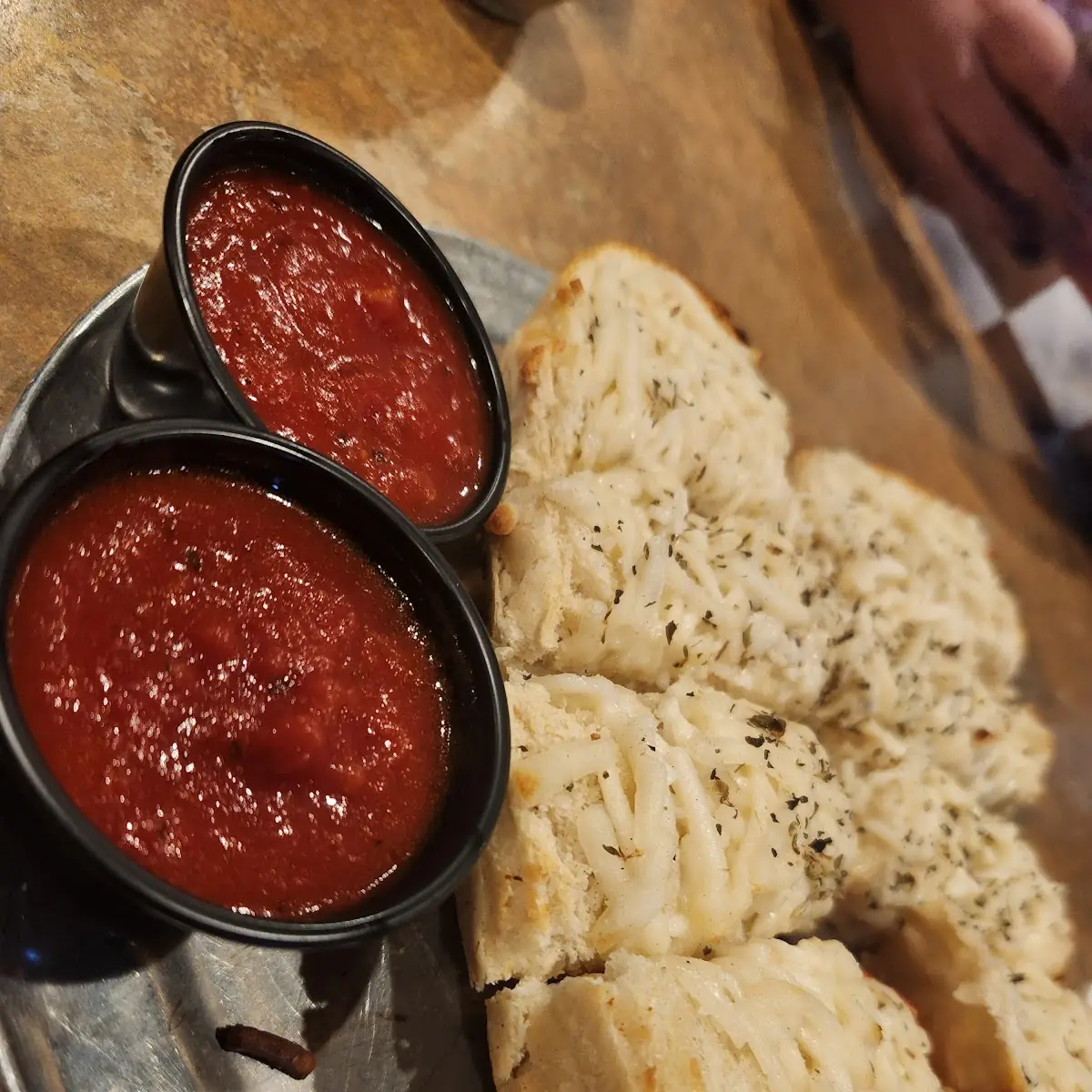 Vegan Cheesy Garlic Bread