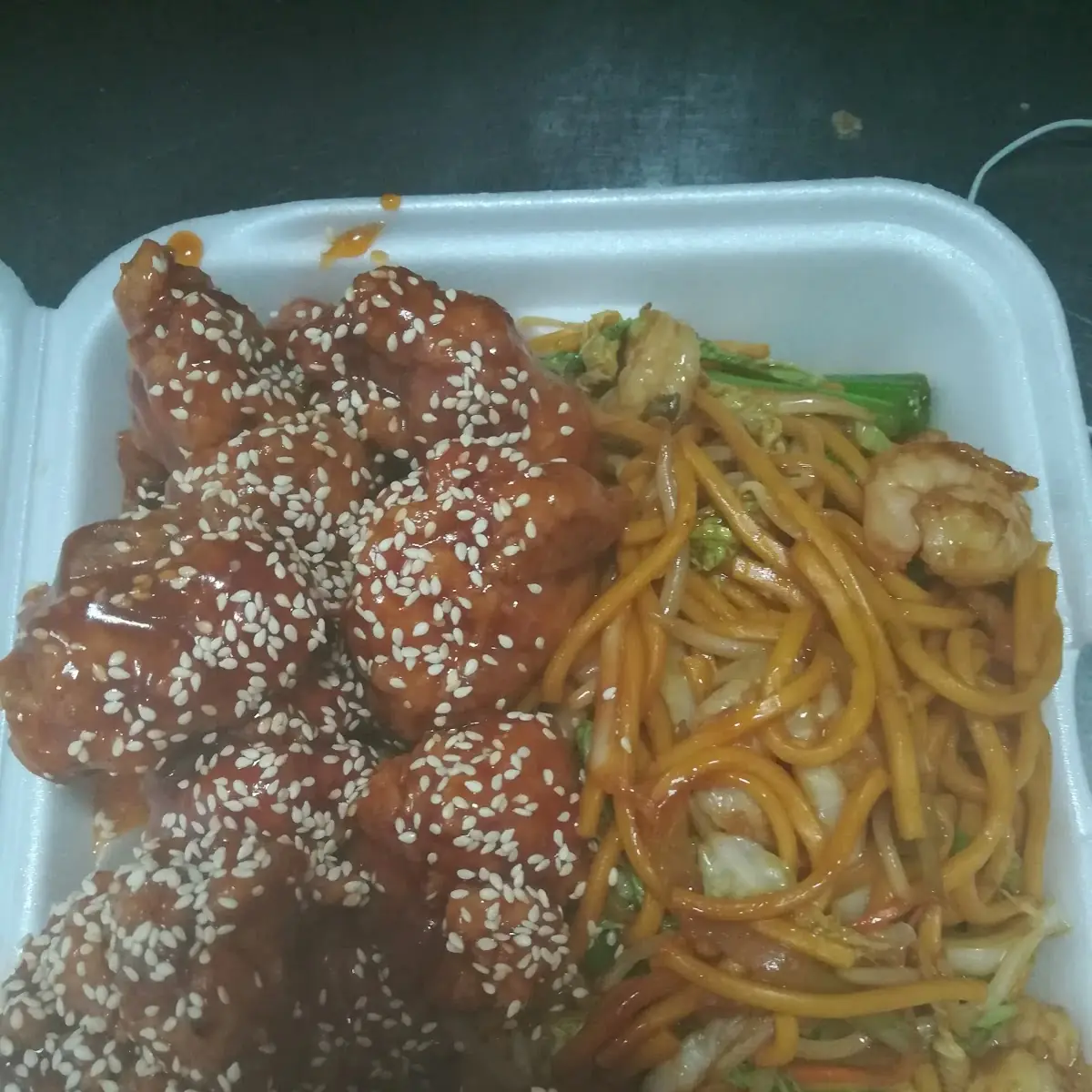 Sesame Chicken with Shrimp Lomein