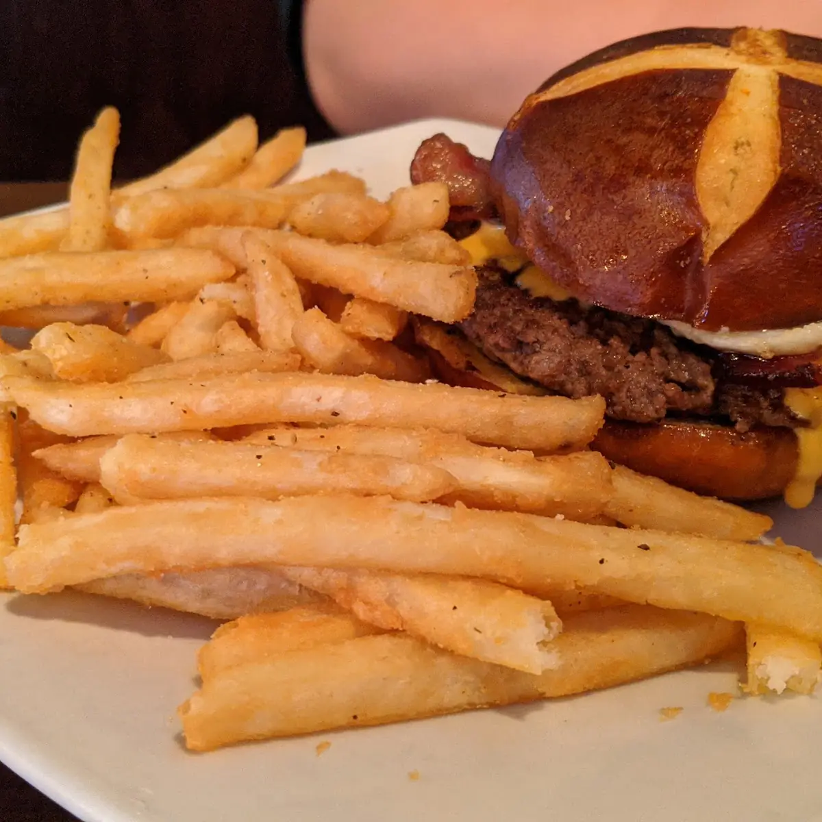 Pretzel Burger