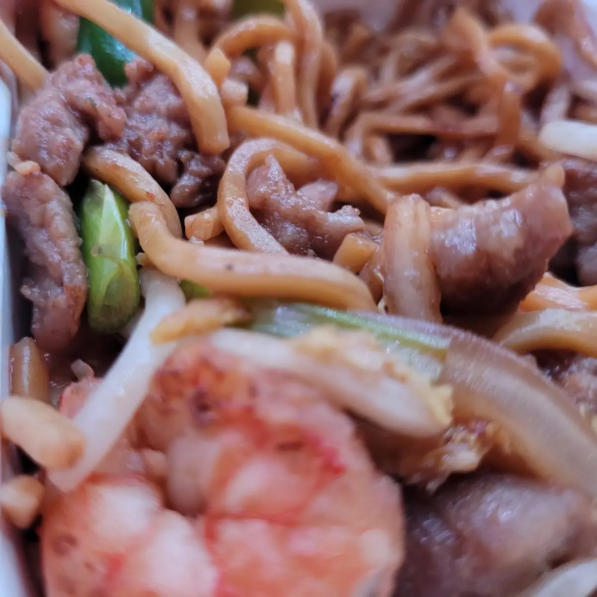 House Special Lo Mein