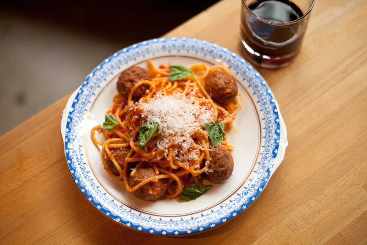 Spaghetti & Meatballs