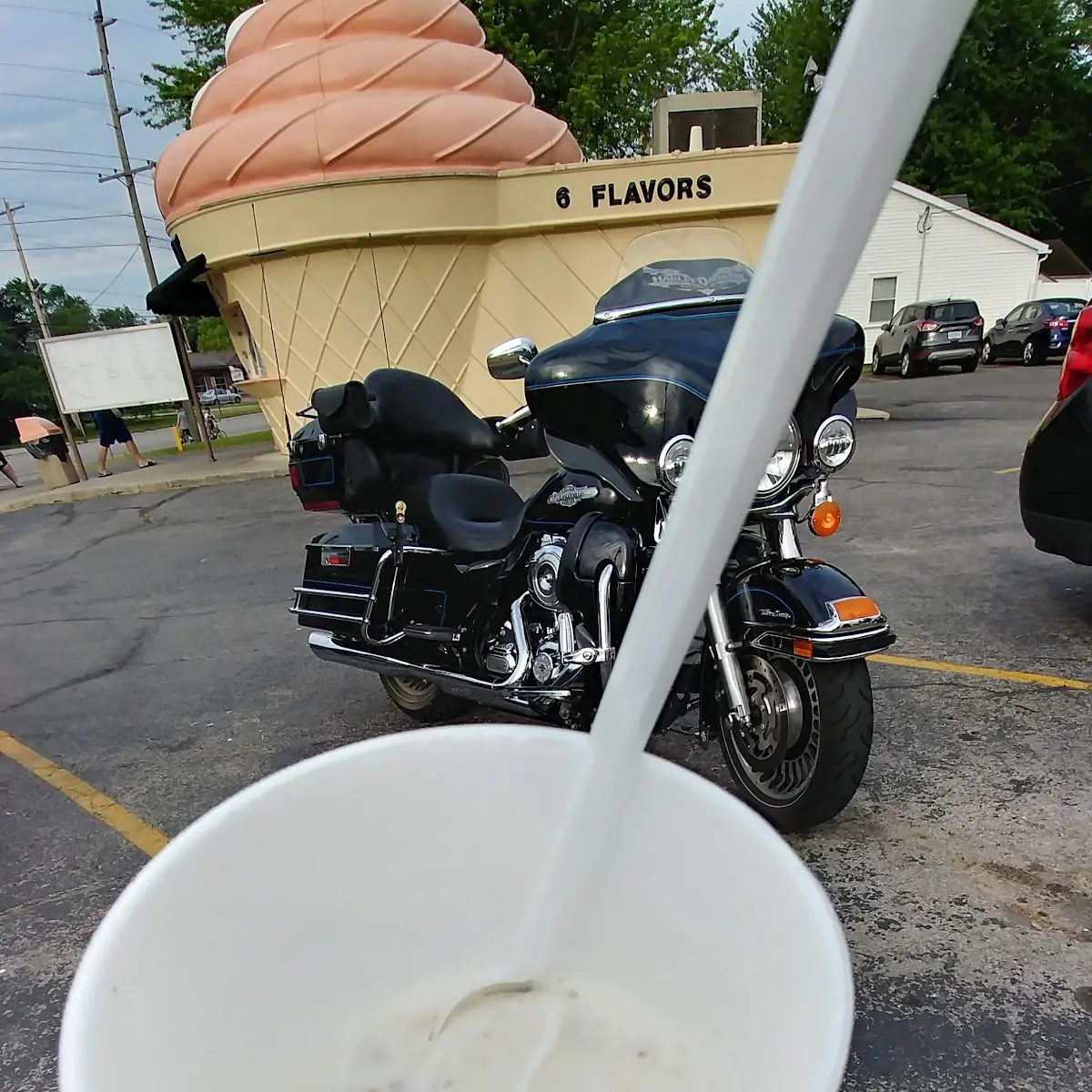 Cookies & Cream Flurry