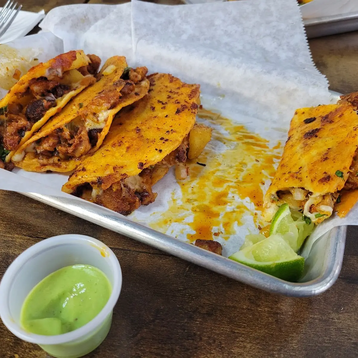 Mar Y Tierra Quesadilla