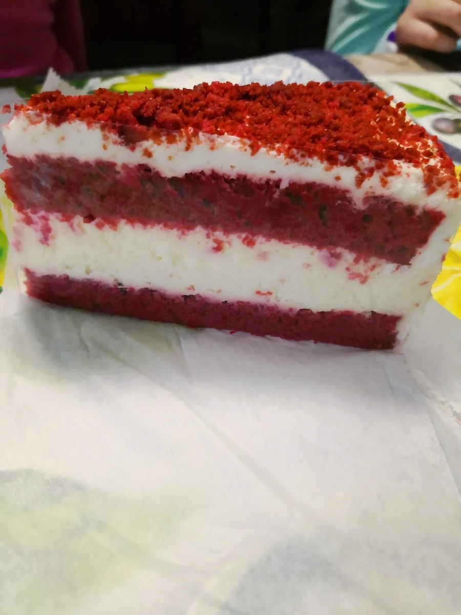 Red Velvet Cheesecake Slice