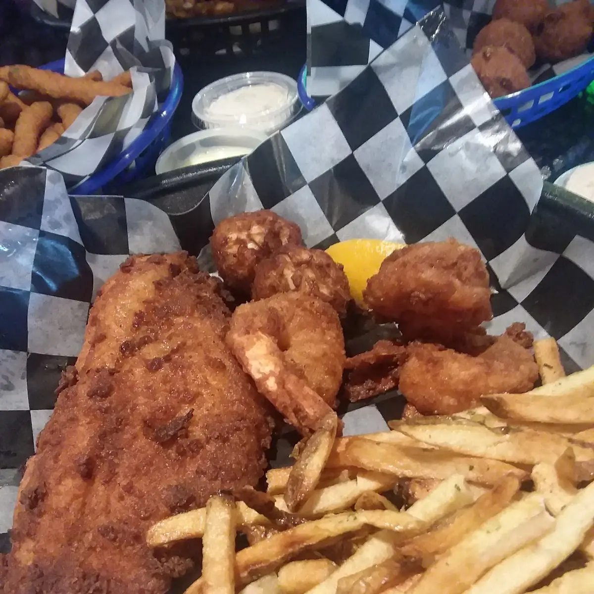 Fried Seafood Basket